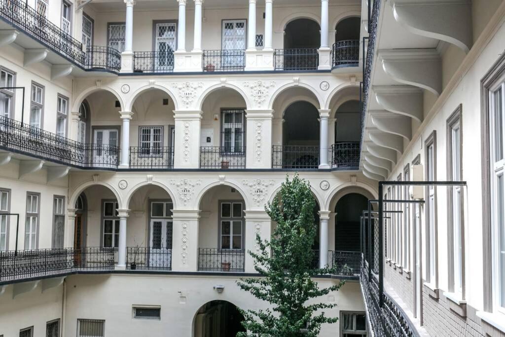 Your Gorgeous And Spacious Dream Home Free Parking Budapest Ngoại thất bức ảnh
